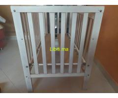 Un lit à vendre